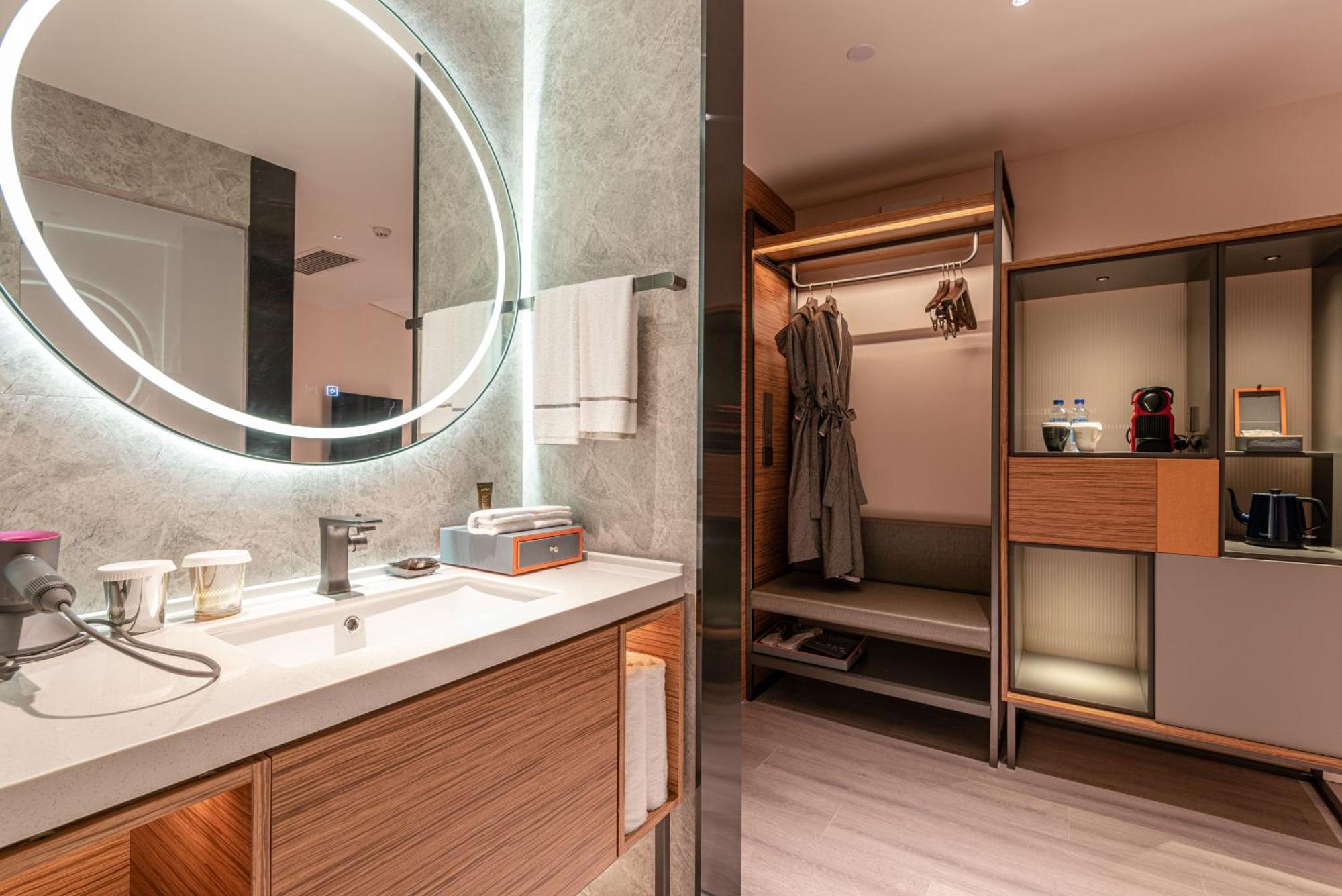 Urcove By Hyatt Shanghai Jing'An Екстериор снимка